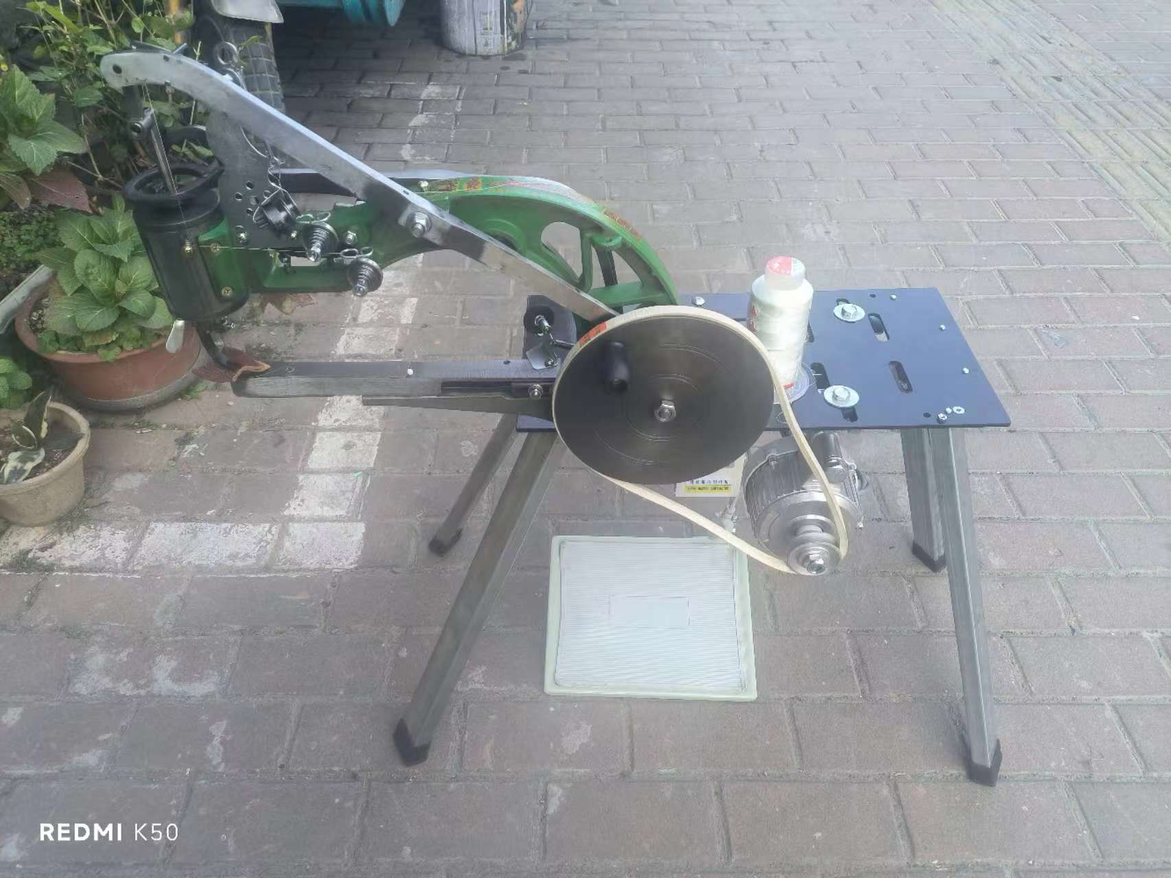 铁架款下挂式电动鞋机安装